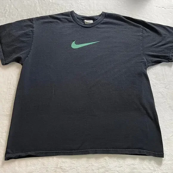 Nike Vintage Center Logo Green/Black T-shirt Size XL Gray Tag 2000's Y2K - Picture 1 of 8